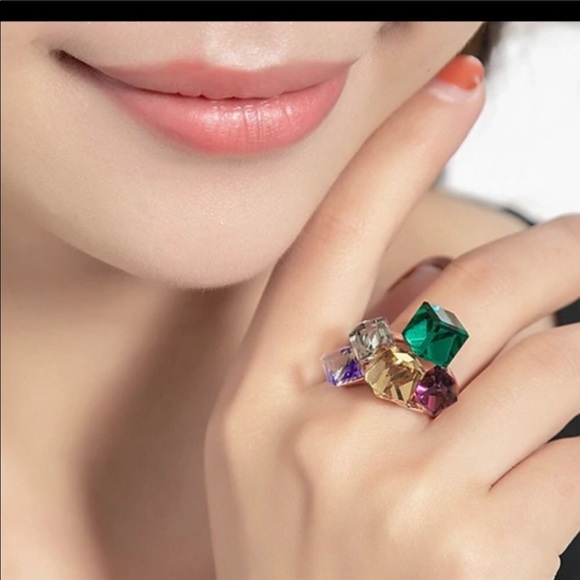 RESTOCKED Austrian crystal cubed Art Deco ring - Picture 5 of 8